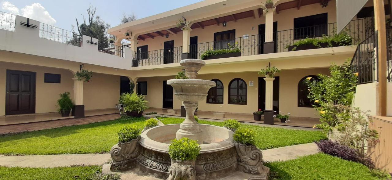 Nico Hotel Antigua Buitenkant foto