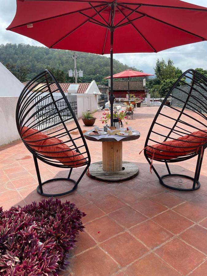 Nico Hotel Antigua Buitenkant foto
